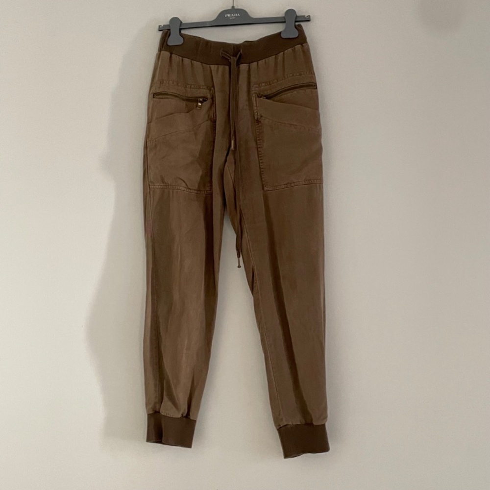 YF&B Tencel Jogger - Picture 11 of 11